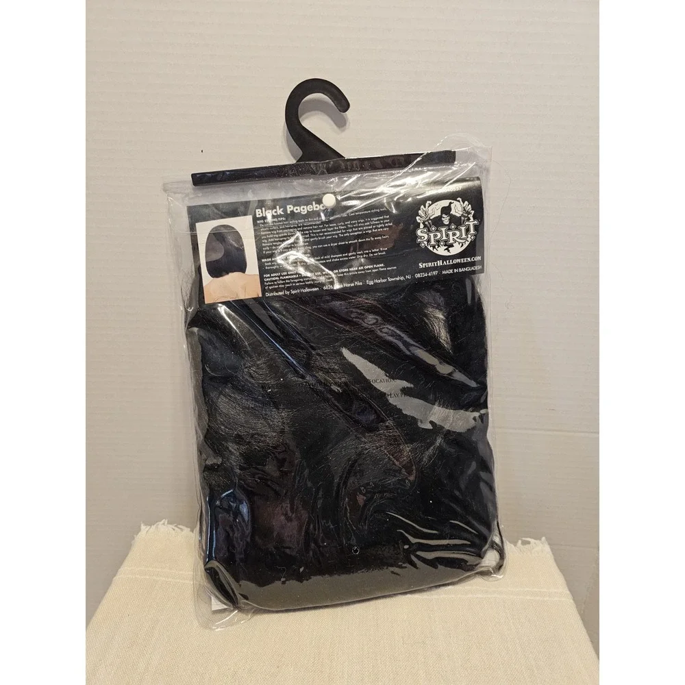 Spirit Black Pageboy Costume Wig NIP